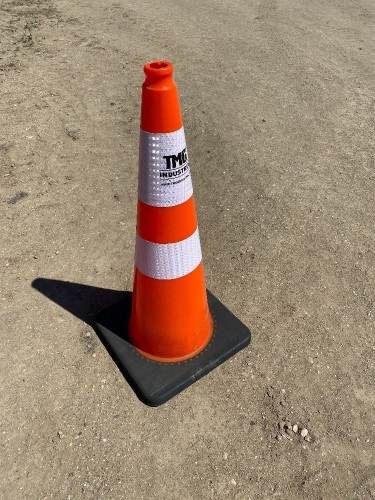 29" Reflective Traffic Cone - New F114