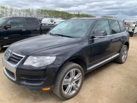 2010 Volkswagen Touareg V6 TDI Sport Utility, 228,740 kms showing, VIN# WVGDK6A92AD001023 F57 Owner: Lonnie D Studer Fraser Auction__________