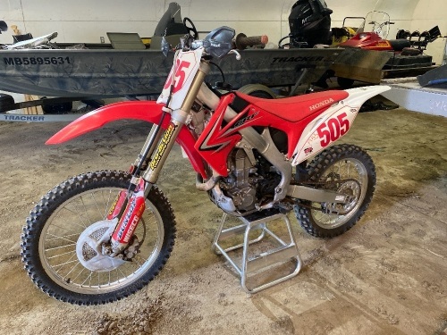 *2010 Honda CRF 450R Motorcycle, 4 stroke EFI, 78 hrs showing, ***MANUAL - OFFICE TRAILER*** F155