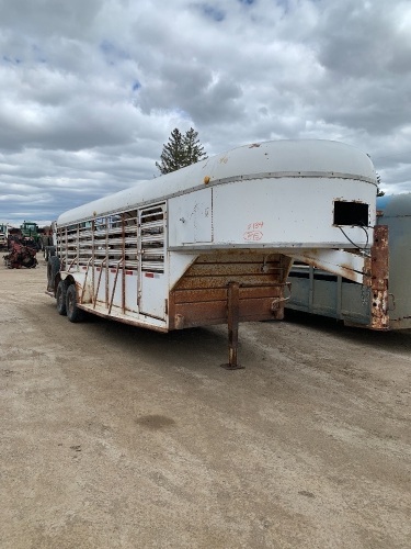 *1975 20’ t/a Hale Livestock Trailer, 5th wheel hitch, VIN#Homemade F134, Owner: Leroy S Harder, Seller: Fraser Auction___________ ***TOD***