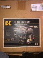 210 CC GAS ENGINE, 3/4" KEYED SHAFT, NEW IN BOX, NEVER USED