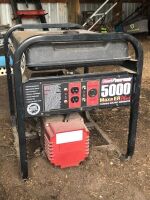 COLEMAN POWER MATE 5000W GENERATOR; 120/240 VOLT PLUGS 10 HP TECUMSEH