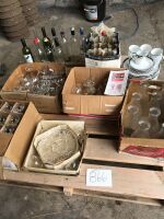 PALLET OF WINE GLASSES, WINE BOTTLES, DECANTER, DISHES