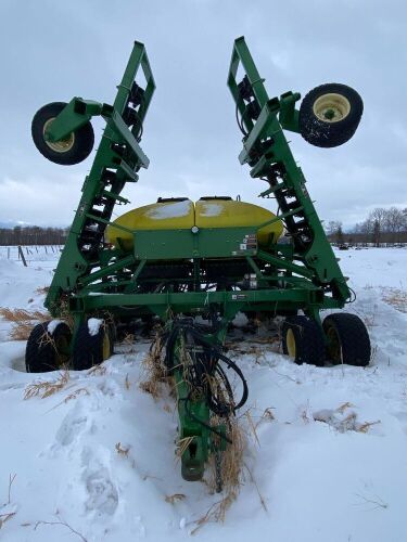 42' JD 1690 planter