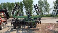 21' JD 230 Tandem Disc, s/n32315A, H65