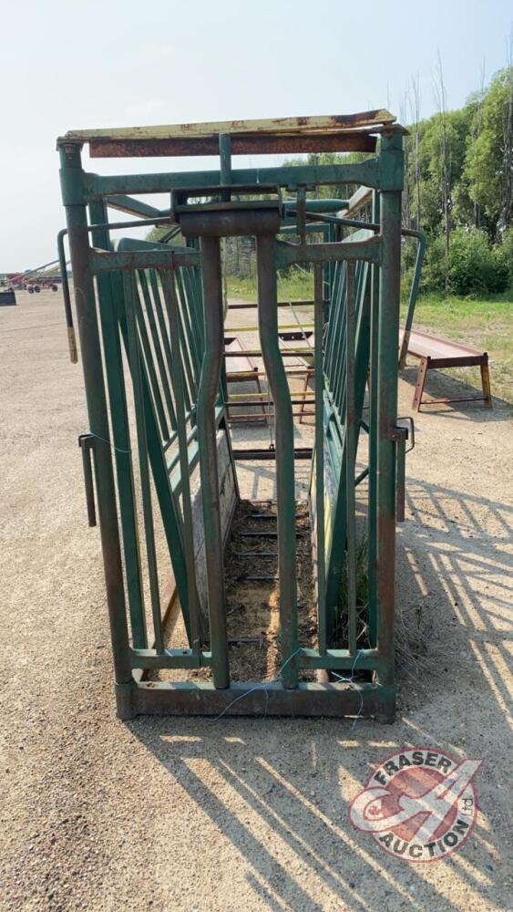 Mr Squeeze Cattle Chute Wpalp Cage H55 2691