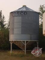 Approx 1850 Bushel Roscoe hopper bottom grain bin w/ bin has damaged top and will need a few sheets replaced, has skid, air rocket,H110 (Located near Rivers, MB call Matt 204-573-9411) (250 Hwy & 259 Hwy - west to road 127, south 1 mile, left side of road