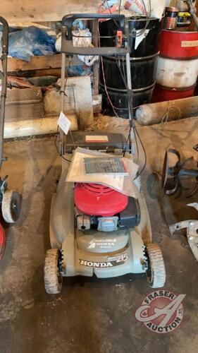 Honda HRB215 lawn mower