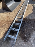 26' aluminum Extension ladder, A55