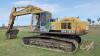 1993 JD 790ELC excavator, 48” smooth edge bucket, Hyd thumb, 32” tracks, 17,811hrs showing, s/nFF790EL010503, J47 ***KEYS & warranty for battery*** - 32