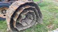 22" pad tracks for JD 750 crawler