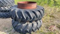 Tires suitable for silage feeders (2), J10