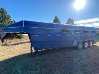 *2001 Real Industries triple axel stock trailer, VIN#2R9G7LC3311020715, Owner: Estate of John G Morrice, Seller: Fraser Auction__________