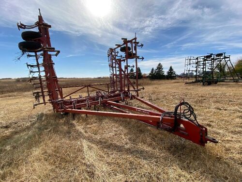 *34' Wilrich Field Cultivator