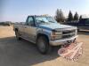 1993 Chevrolet 2500 pickup 4x4, Blue, NEEDS CLUTCH, 393,828 kms showing, VIN# 1GCGK24F1PE251240, J70, Owner: Denis C Fouillard, Seller: Fraser Auction__________________ ***TOD & KEYS*** - 5