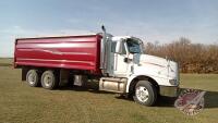2005 IH Eagle 9400i grain truck, 950,000 Showing SAFETIED s/n-1HTLDTVP0HH471462, Owner: Harvey G Shaw & Janice E Shaw, Seller: Fraser Auction_________________