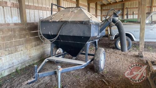 Quick-Feeder hyd feed tank on wheels