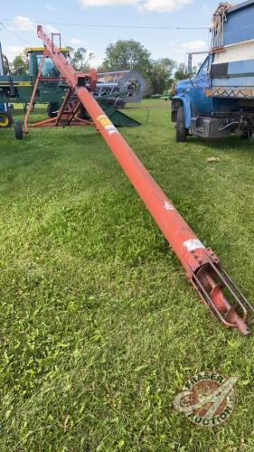 Sakundiak HD8–1600 PTO auger, s/n31695