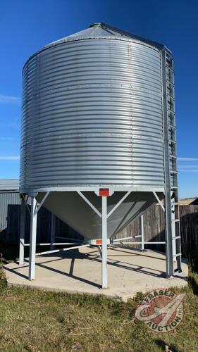 15’ diameter Hopper bottom bin approx. 2000-bus