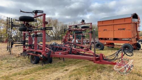 27’ CaseIH 5600 Chisel Plow, s/n JAG0002508