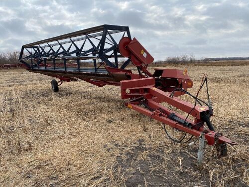 *25' CaseIH 725 PT swather