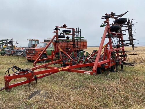 *30' Vicon tillage