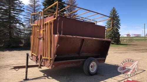 250 Bushel Cypress Industries Creep Feeder, fold up panels, F43 ***4 Bars - office shed***