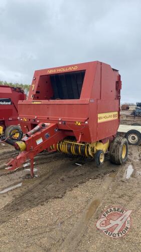 NH 660 RND baler, 1000 PTO - cabled on, s/n894076, F77 ***Monitor - office shed***