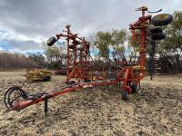 *40’ Bourgault 9200 tillage w/4-bar harrows