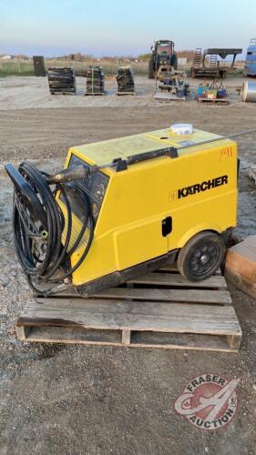 Karcher Pressure washer with wand, F91