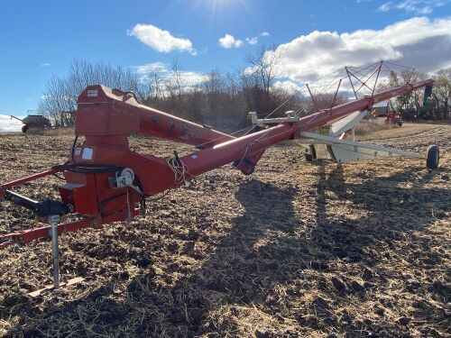 *Buhler/Farm King 13"x70' PTO swing hopper auger