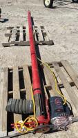 15ft Farm King Pencil auger with new 3/4hp motor, F180