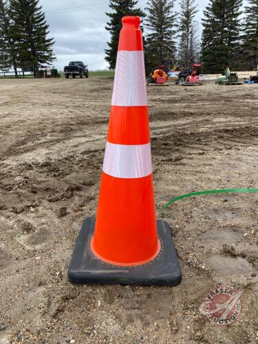 Reflective traffic cone 29in, New