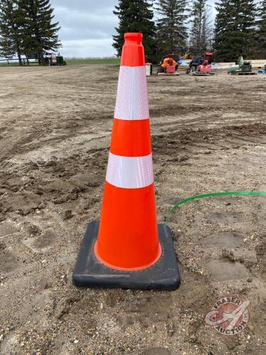 Reflective traffic cone 29in, New