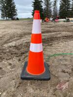 Reflective traffic cone 29in, New