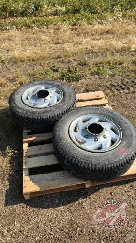 LT255/75R16 tire with 6 bolt rims - off Dodge Dakota, H42