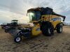 *2008 NH CX8070 combine - 3