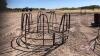 Tombstone Bale feeder, H62