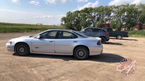 2001 Pontiac Grand Prix GTP, 219,463 showing, VIN#1G2WR52181F200145, H92 Owner: Michel J Beaulieu, Seller: Fraser Auction_________________ ***TOD, keys - office trailer***