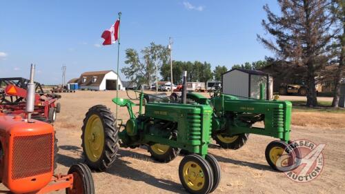 1941 JD H Tractor, with 9.5-32 rear rubber, 4.00-15 front rubber, s/n 34338, H96