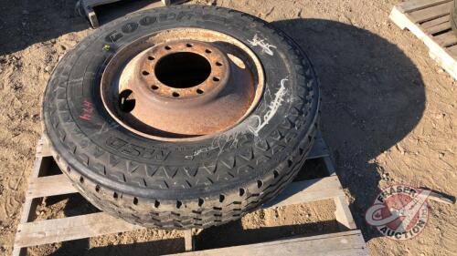 11R24.5 Good Year Tire - steel rim, H74