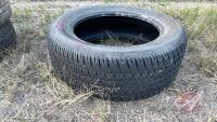 Firestone P235/55R17 tire (P), H160