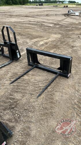 Walco skid steer quick attach bale fork, J31