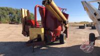 New Holland 358 Mix Mill, hyd unload, 1000 PTO, 2-screens, bale feeder, s/n633473 (-chains are seized), J76