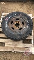 L285/75R16 tire, J89