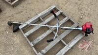 Honda GX22 4 Stroke Lawn whipper, J146 ***manual, harness - office trailer***