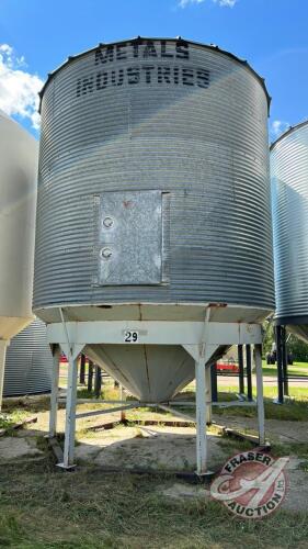 Bin 29, 1850 bushel Metal Industries bin