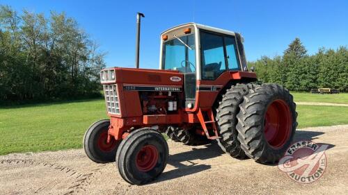 1980 IH 1086 tractor, s/nU48065