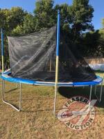 14ft trampoline with netting, K38