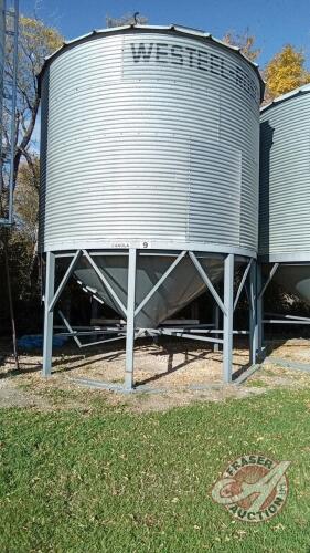 BIN#9 1500 Bushel Westeel Roscoe Bin on hopper cone